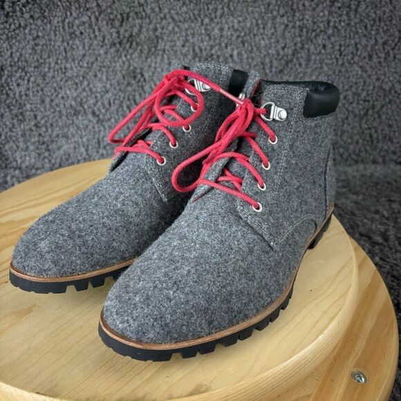 Woolrich Chukka Boot Womens 7.5 Gray Wool Lined Vibram Sole Ankle Bootie - Picture 2 of 11